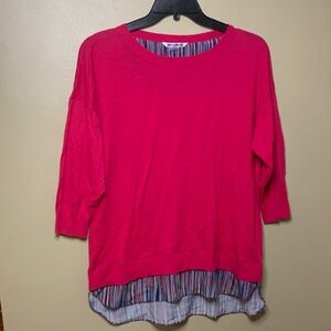 Vibrant Pink Sweatshirt with Striped Hem